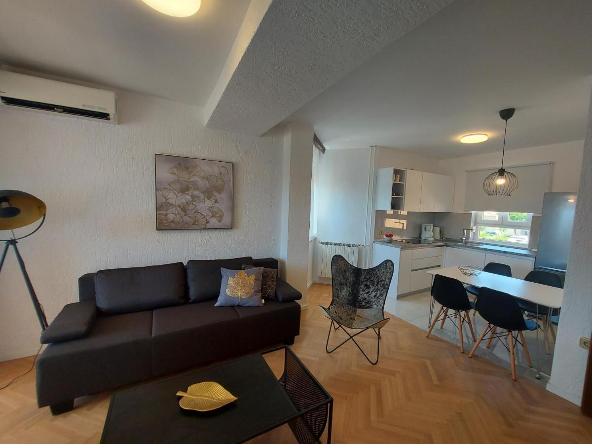 Apartments Fugosic Punat Exterior foto